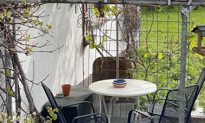 Fuerth Apartment | Garden dreams 3.5 room apartment
