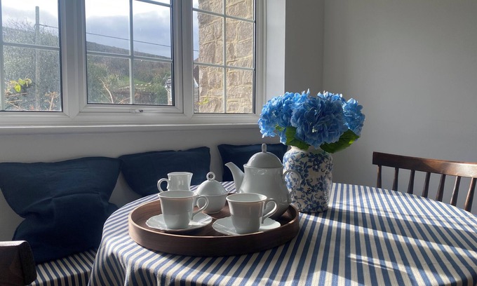 West Lulworth Apartment | Garden Flat in West Lulworth/Durdle Door