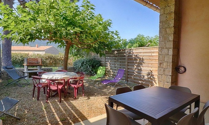 Calcatoggio Apartment | Garden-Level 3-Room Apartment, 6 Sleeps, Near La Liscia Beach
