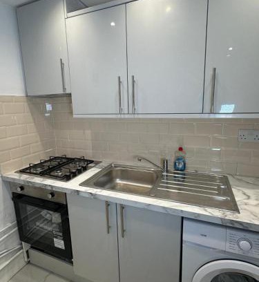 South Ockendon House | Garden Lodge