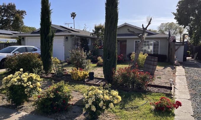 Livermore Apartment | Garden Paradise House - WFH Corporate