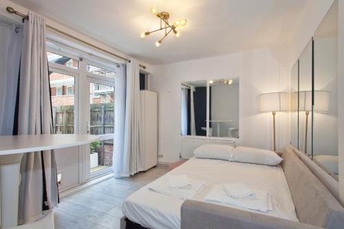 Haverstock Apartment | GARDEN STUDIO CAMDEN close to round house and tube