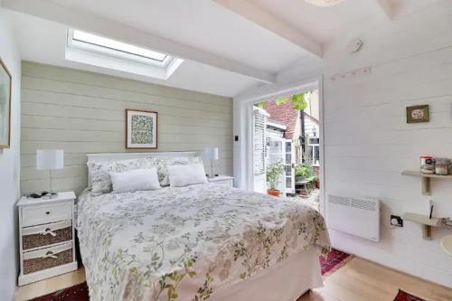 Goudhurst Bed & Breakfast | Garden Studio
