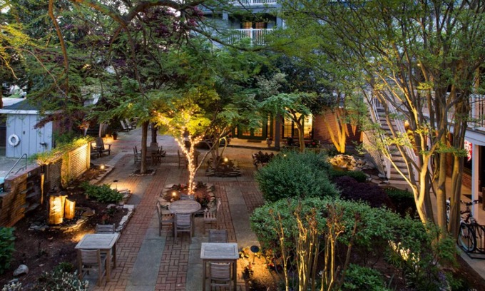 Rehoboth Beach Apartment | Garden-View Club Suite | Fireplace & Balcony
