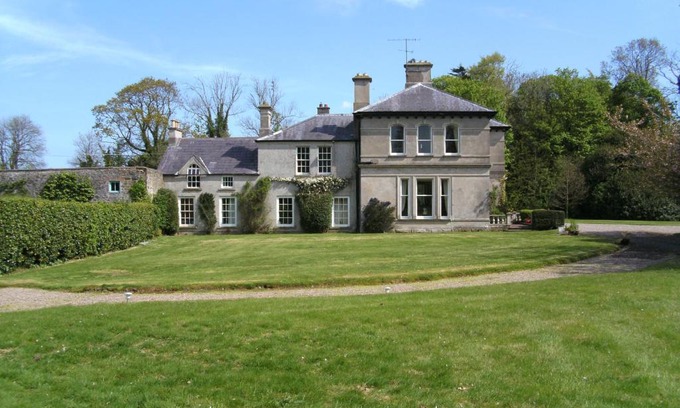 Ballymoney House | Gardenvale Manor House B&B