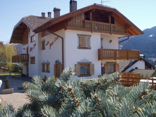 Cavalese Hotel | Garnì Goccia d'Oro