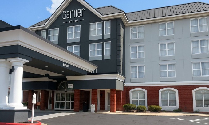 Evansville Hotel | Garner Hotel Evansville East by IHG