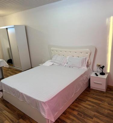 Murele Apartment | Garsoniera la vila