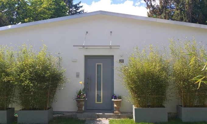 Bad Homburg v.d. Hoehe Apartment | Gartenchalet Rotkehlchen