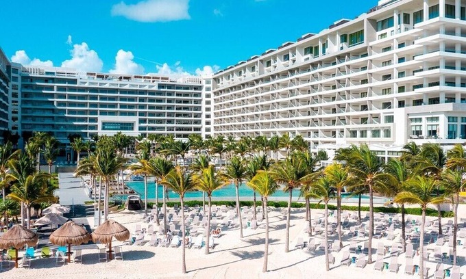 Playa Mujeres Resort | Garza Blanca Resort and Spa Cancun
