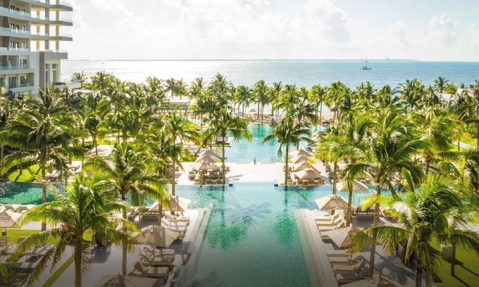 Playa Mujeres Resort | Garza Blanca Resort & Spa Cancun