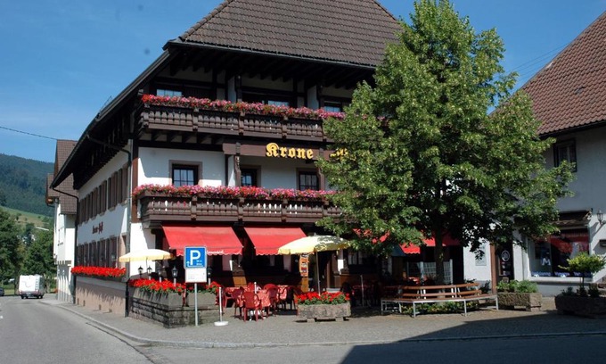 Simonswald House | Gasthaus-Krone-Post