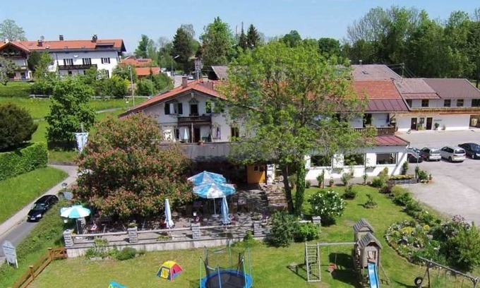Gmund am Tegernsee Apartment | Gasthof am Gasteig - Room 12 without balcony and lake view