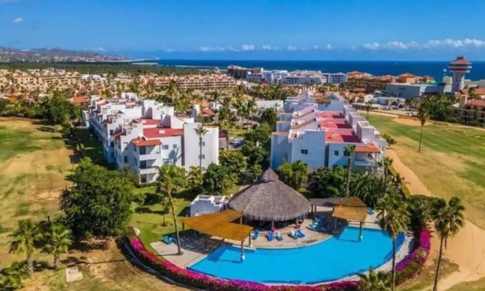 Campo de Golf Fonatur Villa | Gated Condo in Hotel Zone, Walk to Beach, Shopping, and Town