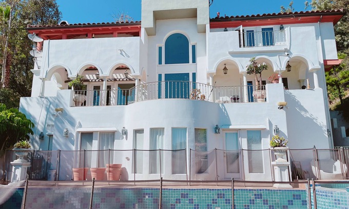 Mount Wilson House | Gated Guest Place(private entrance)1 free parking