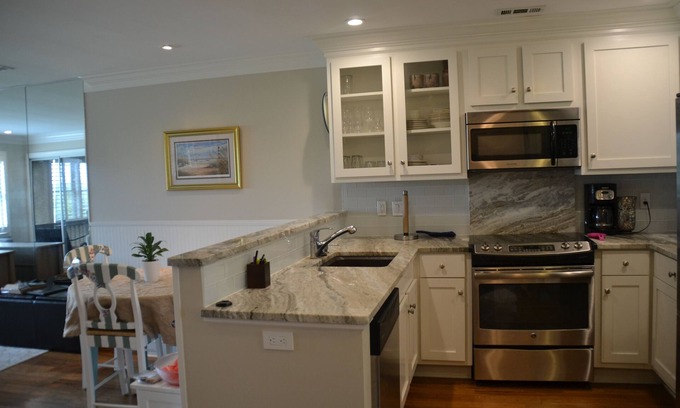 Seabrook Island Condo | Gated Secluded Marsh View
