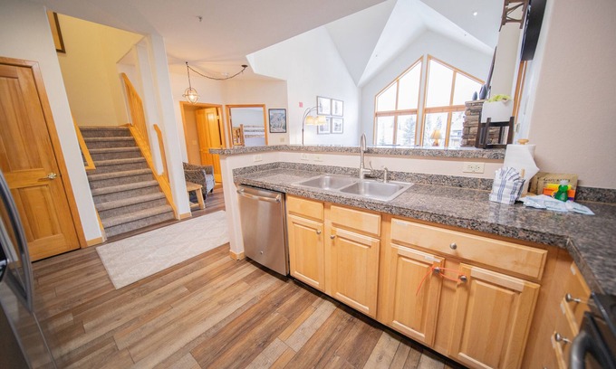 Mountain House Condo | Gateway Lodge 5096