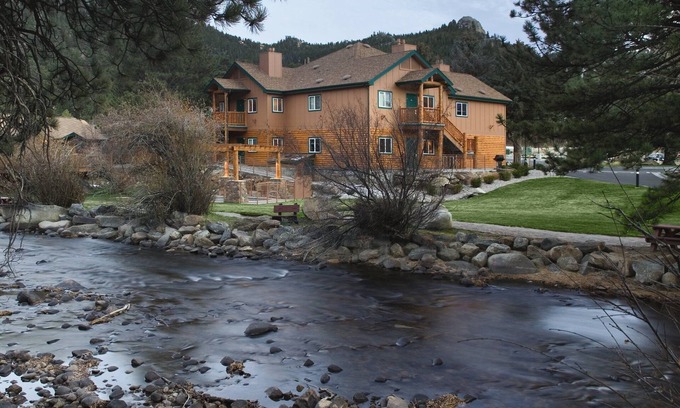 Estes Park Resort | Gateway to Rocky Mountain National Park!