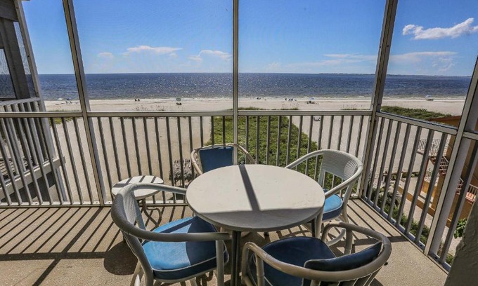 Fort Myers Beach Apartment | Gateway Villas 399
