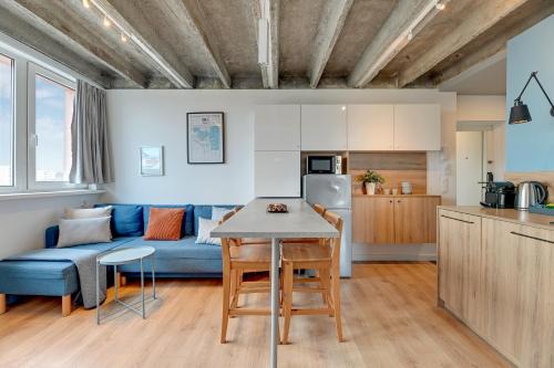Wzgorze Swietego Maksymiliana Apartment | Gdynia z widokiem na morze by Downtown Apartments