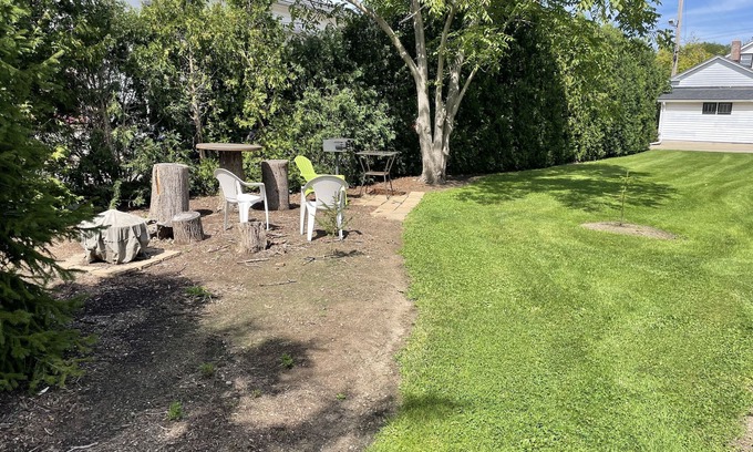 Chardon House | Geauga Maple Cottage