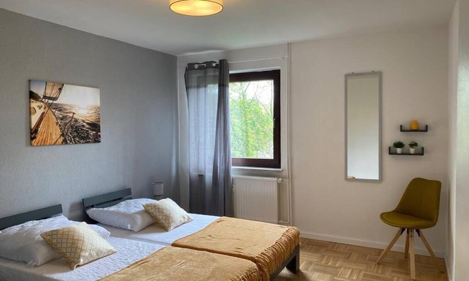 Duisburg Mitte Apartment | Gemütliche Wohnung zwischen Grün und Duisburg Hbf