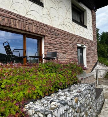 Freinberg Apartment | Gemütliches Apartment am Donau-Radweg -5 km von Passau