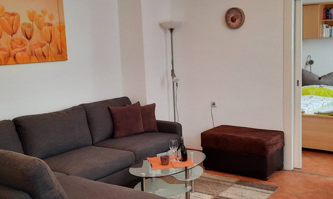 Volkach Apartment | Gemütliches Feriendomizil,an der Mainschleife, kostenfreies WLAN, voll ausgestattet, mit 65qm, schöne Küche
