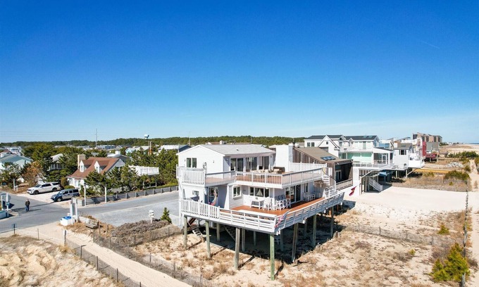 South Bethany Harbor House | Geneva Seas in South Bethany: Luxurious 16-Guest Retreat with Vast Ocean Views!