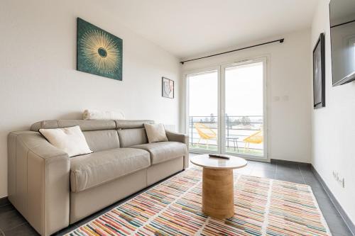 Etrembieres Apartment | Geneva Téléphérique Flat