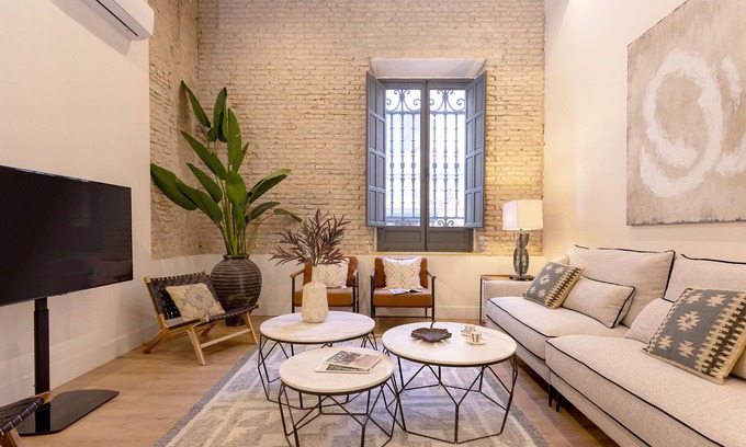 Museo Apartment | Genteel Home Almansa