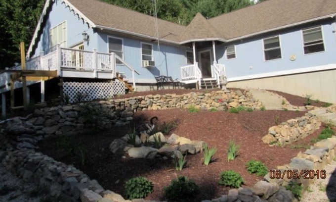 Ossipee House | GEOFFROY FARM 2 BEDROOM (Ask about our long term discounts).