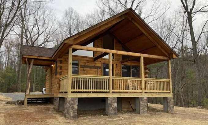 Stanardsville Cabin | George-ous Grandview | 1 Bed, 1 Bath