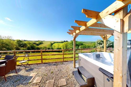 Georgeham House | Georgeham Sweet Pea Cottage