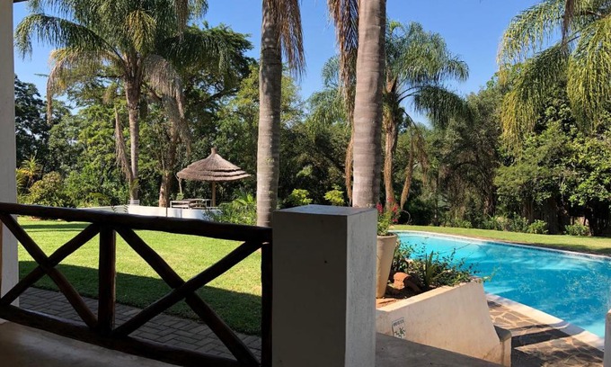 Tzaneen Cabin | Georges Valley Lodge
