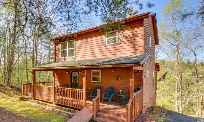 Blairsville House | Georgia Retreat - Game Room, Fire Pit & Grill!
