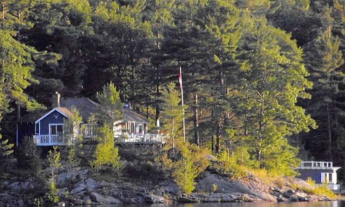 Georgian Bay Cottage | Georgian Bay Cottage - Bone Island - Honey Harbour/Cognashene