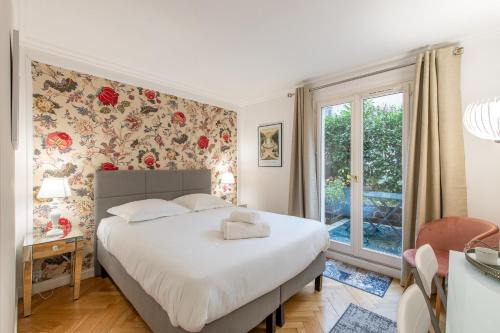 Notre-Dame Apartment | Geranimus Versailles Charost