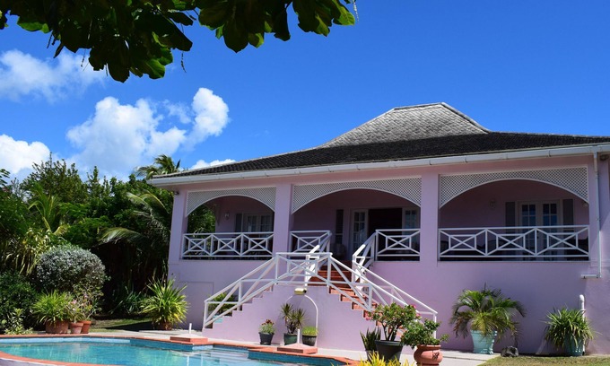 Lance aux Epines House | Get away and recharge in this quiet two bedroom home on the water!