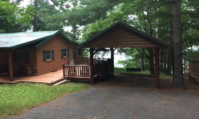 Balsam Lake House | Get away from it all and relax on the lake!