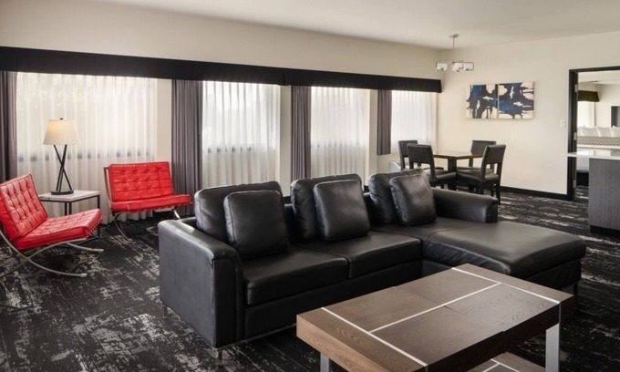 Riverside Hotel | Get Ready for Blissful Getaway! Pet-Friendly, Near Spokane Arena