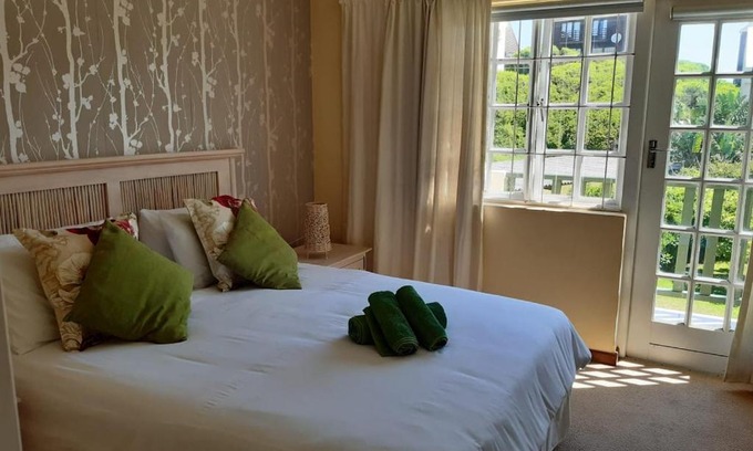 Port Alfred Apartment | Getaway at the beach