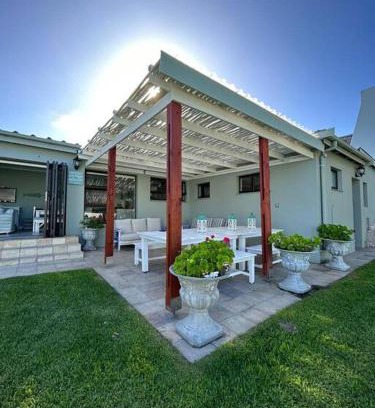 Struisbaai Villa | getaway