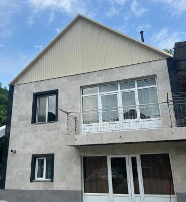 Kaputan House | Geti dzor Guesthouse