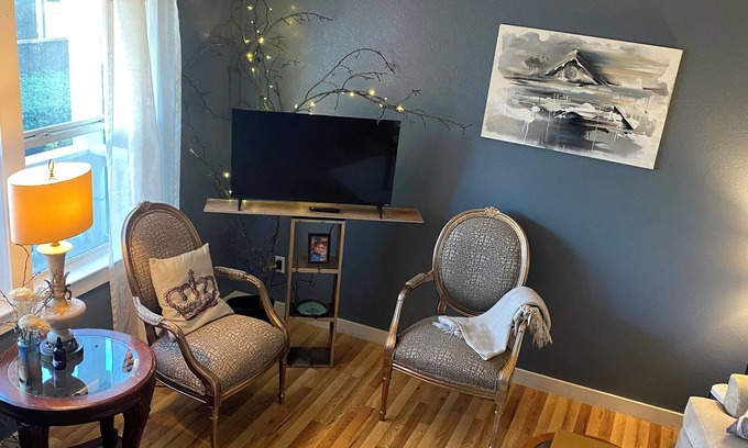 Geyserville Condo | Geyserville Getaway Retreat 30 day minimum