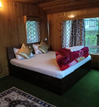 Ghoom House | Ghising Newas Homestay