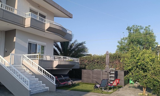 Petaloudes Villa | GianAngelo Holiday Villa, άνετη οικογενειακή βίλα με gym room