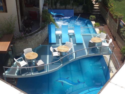 Afytos Hotel | Giannis & Foteini