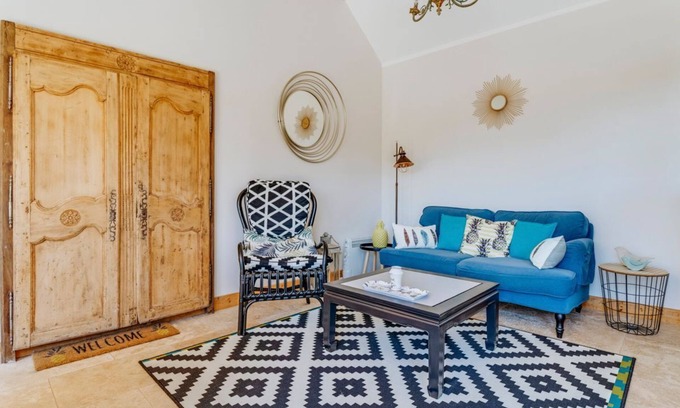 Vezac Villa | Gil’s Workshop - One Bedroom Villa, Sleeps 2