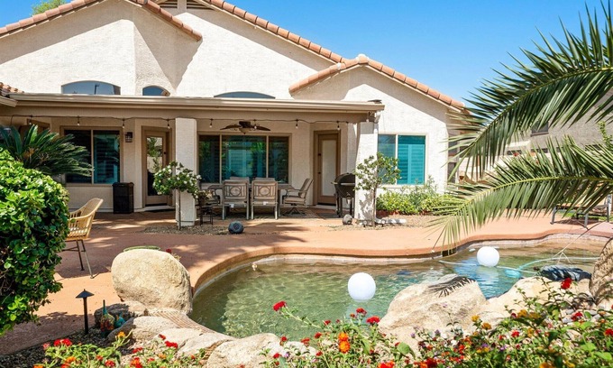 Gilbert Ranch House | Gilbert Ranch neighborhood, Single level home with pool, hot tub, and fire pit!